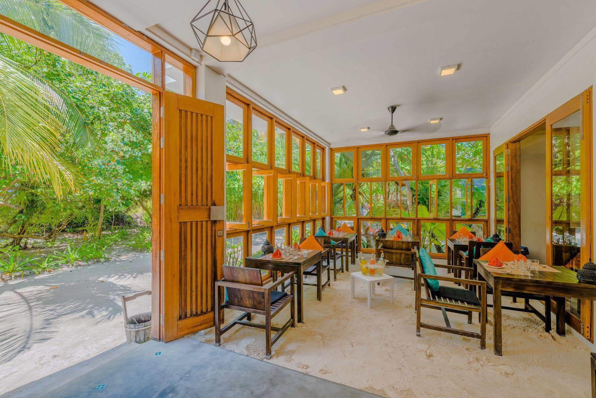 Boutique Beach All Inclusive Diving Hotel Dhigurah  Zewnętrze zdjęcie