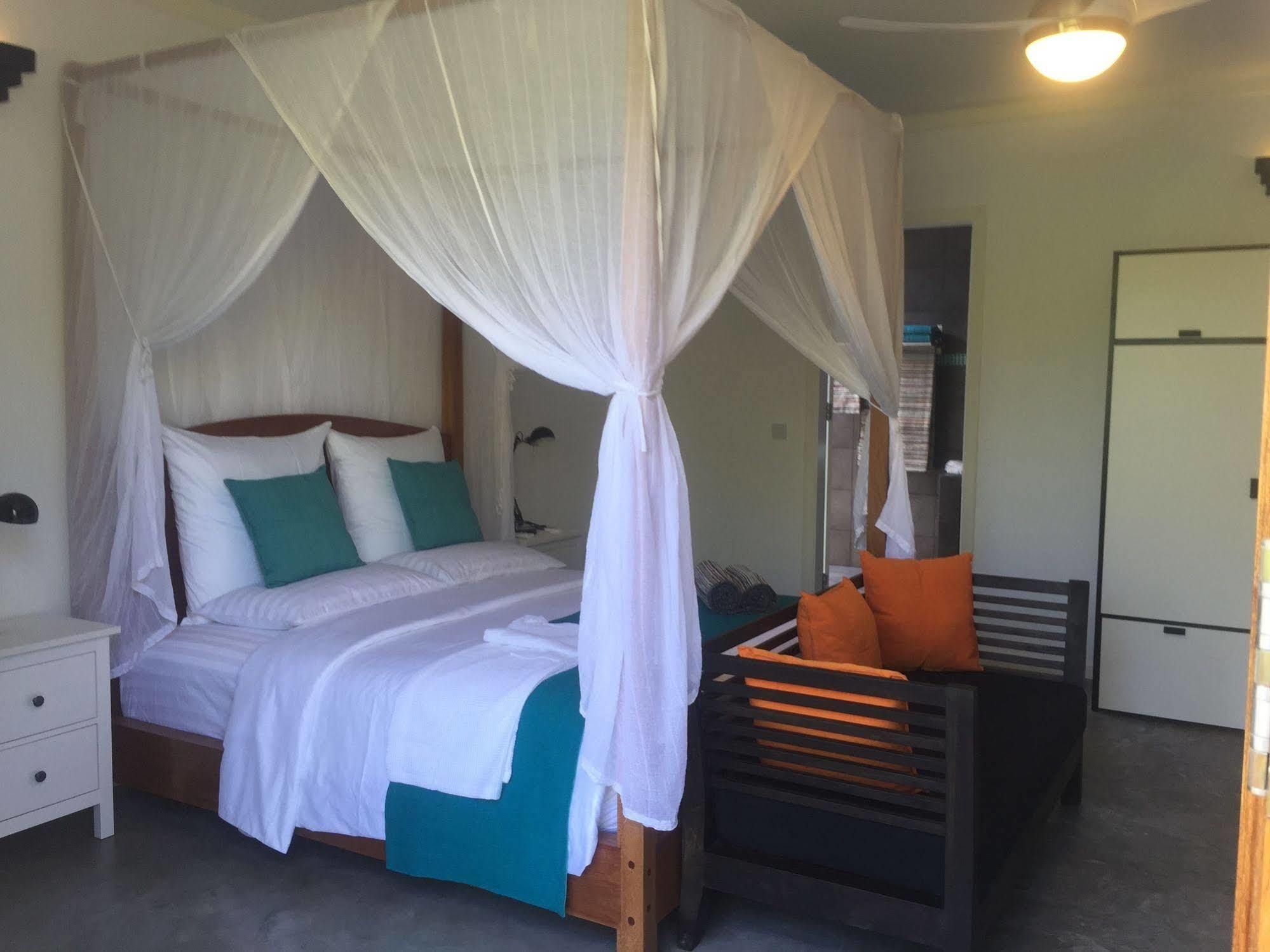 Boutique Beach All Inclusive Diving Hotel Dhigurah  Zewnętrze zdjęcie